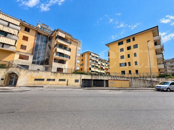 appartamento in vendita ad Angri