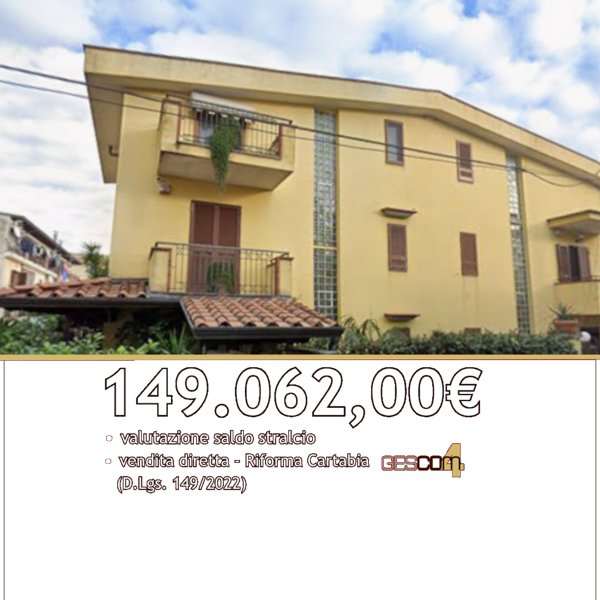 casa indipendente in vendita ad Angri