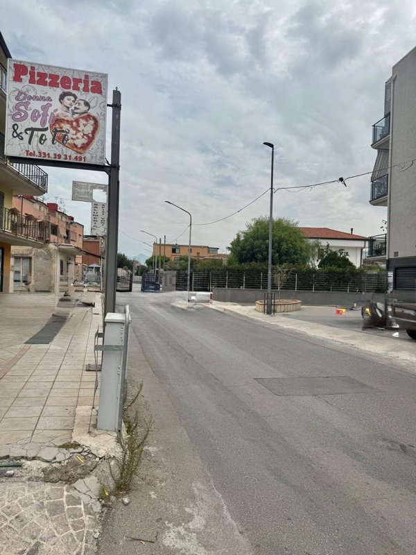 box auto in vendita ad Angri