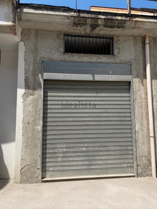 box auto in vendita ad Angri