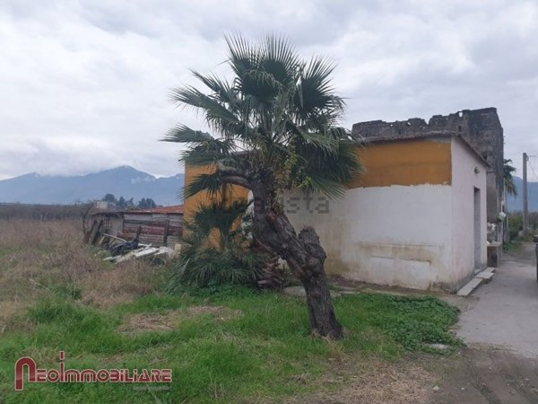 terreno in vendita ad Angri
