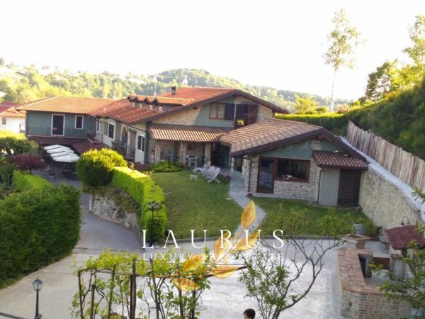negozio in vendita a Cerretto Langhe