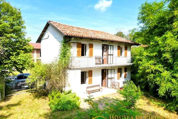 casa indipendente in vendita a Cerretto Langhe