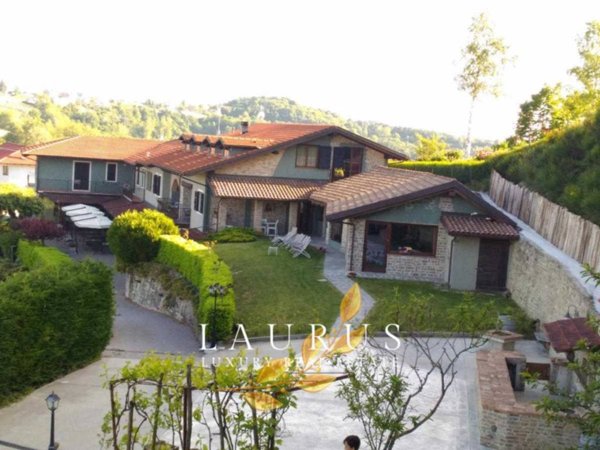 villa in vendita a Cerretto Langhe