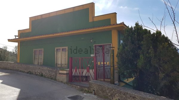 appartamento in vendita ad Aquara