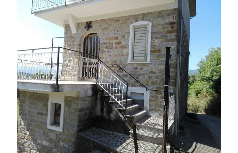 casa indipendente in vendita ad Aquara