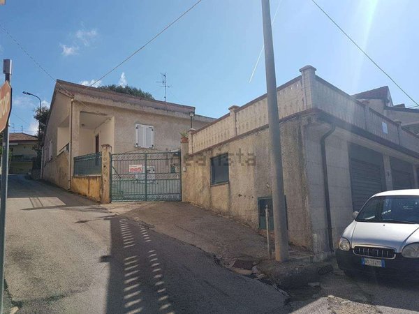 casa indipendente in vendita ad Ascea
