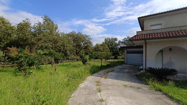 casa indipendente in vendita ad Ascea