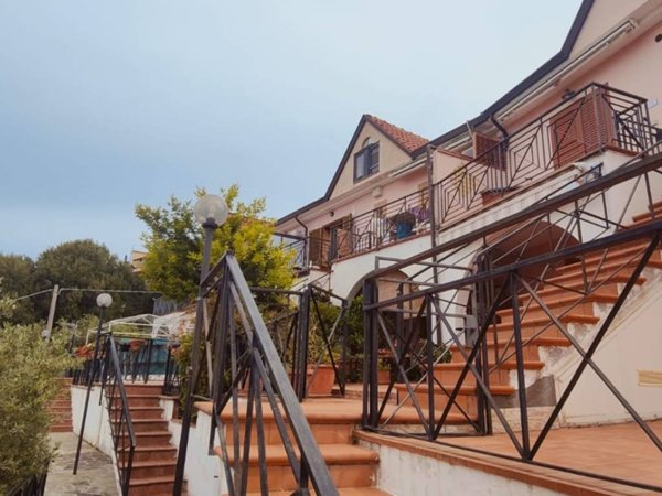appartamento in vendita ad Ascea in zona Marina di Ascea