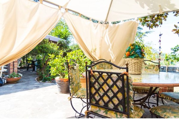 casa indipendente in vendita ad Ascea