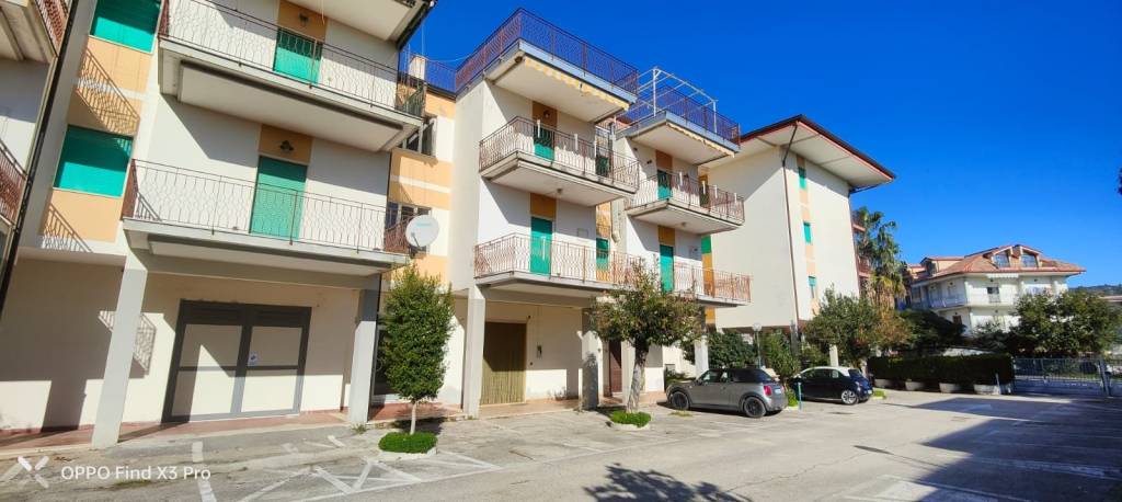 appartamento in vendita ad Ascea in zona Marina di Ascea