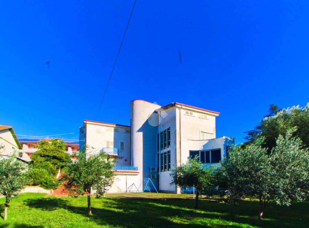 casa indipendente in vendita ad Ascea