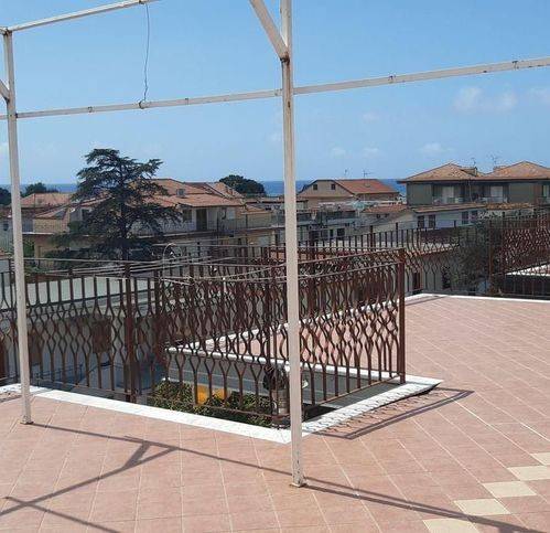 appartamento in vendita ad Ascea in zona Marina di Ascea