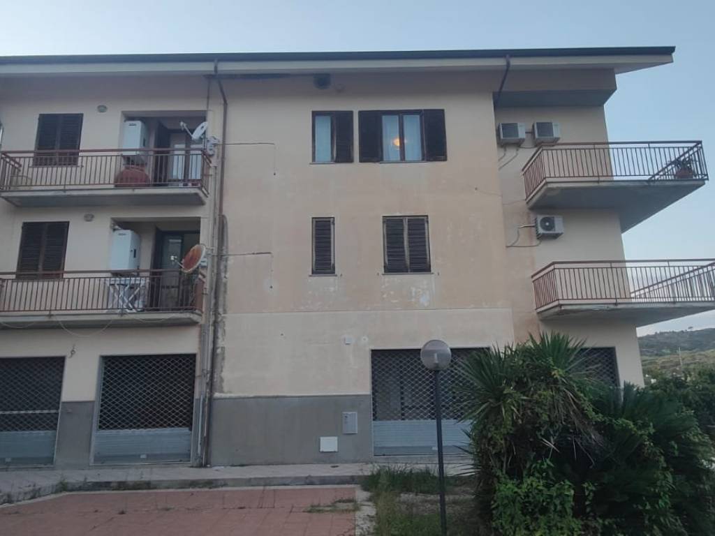 appartamento in vendita ad Ascea in zona Marina di Ascea