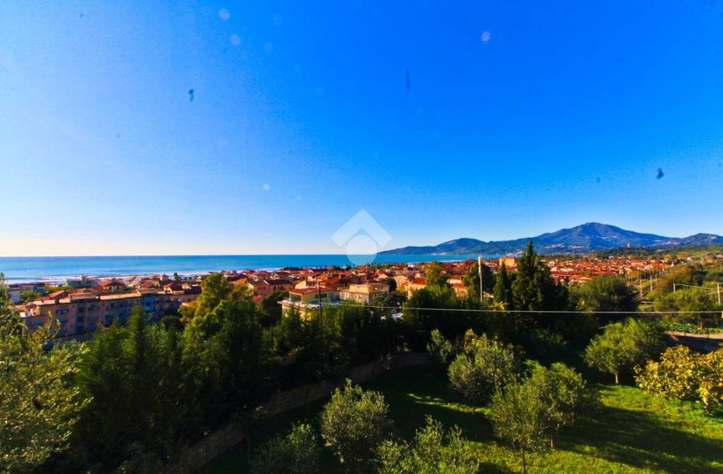 appartamento in vendita ad Ascea