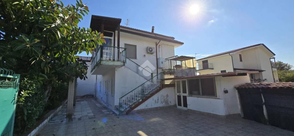 casa indipendente in vendita ad Ascea