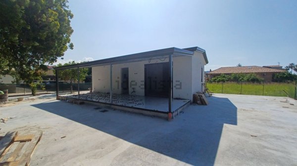 casa indipendente in vendita ad Ascea