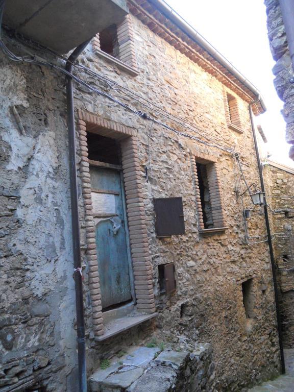 casa indipendente in vendita ad Ascea in zona Catona