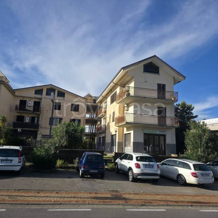 appartamento in vendita ad Ascea in zona Marina di Ascea