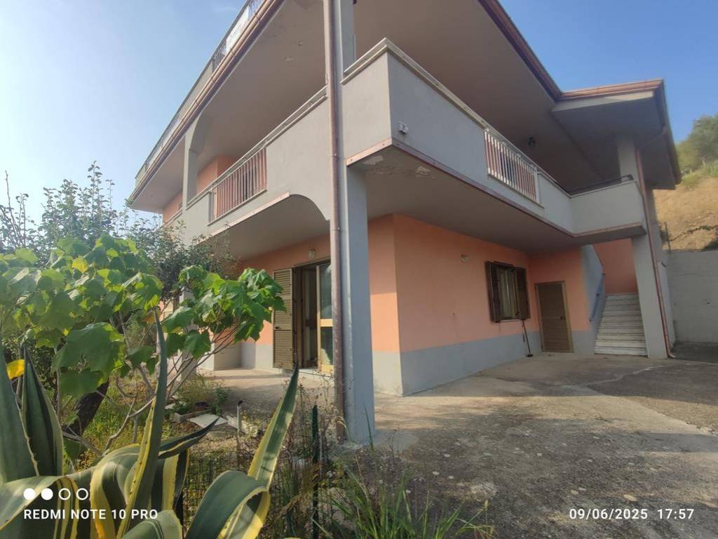 appartamento in vendita ad Ascea in zona Stanpella
