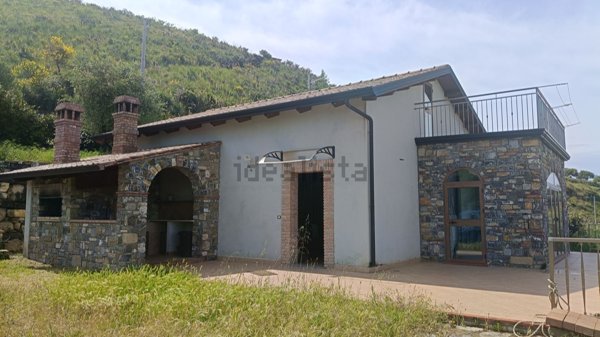casa indipendente in vendita ad Ascea