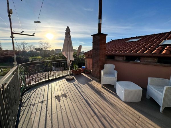 casa indipendente in vendita ad Ascea in zona Marina di Ascea