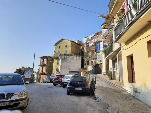 quadrivano in vendita ad Ascea in zona Mandia