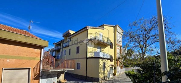 appartamento in vendita ad Ascea in zona Marina di Ascea