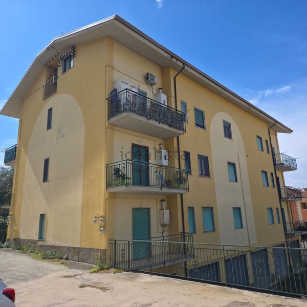 appartamento in vendita ad Ascea in zona Marina di Ascea