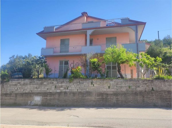 casa indipendente in vendita ad Ascea