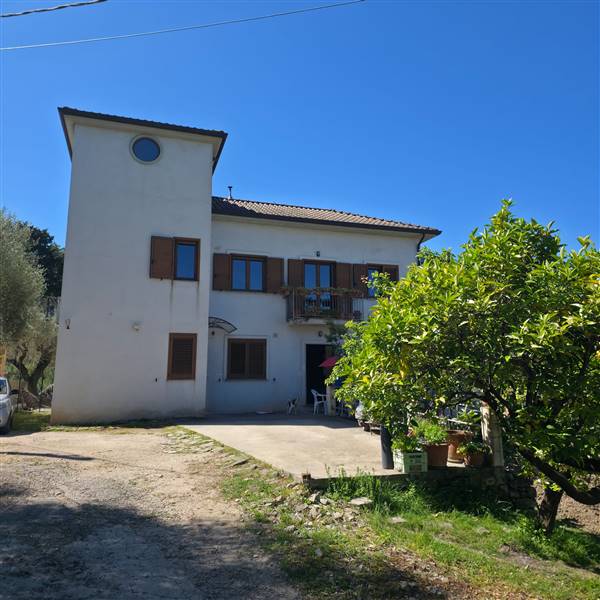 casa indipendente in vendita ad Ascea