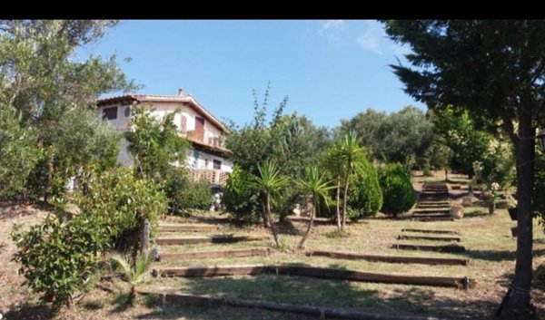 casa indipendente in vendita ad Ascea in zona Stanpella