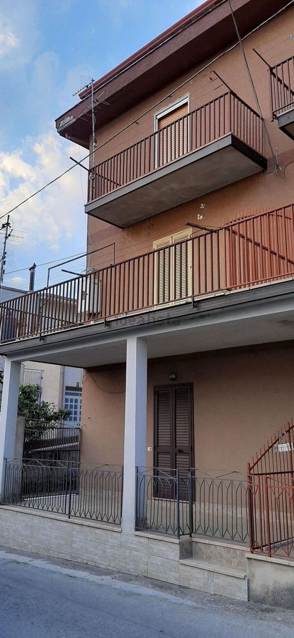 appartamento in vendita ad Ascea in zona Marina di Ascea