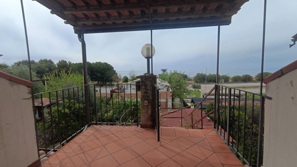 appartamento in vendita ad Ascea in zona Marina di Ascea