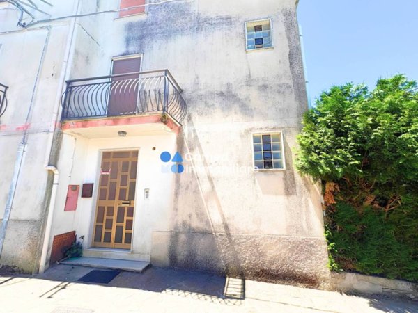 appartamento in vendita ad Ascea in zona Mandia