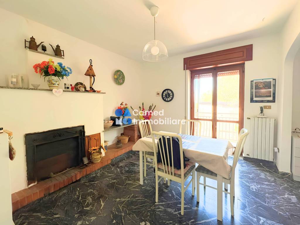 appartamento in vendita ad Ascea in zona Mandia