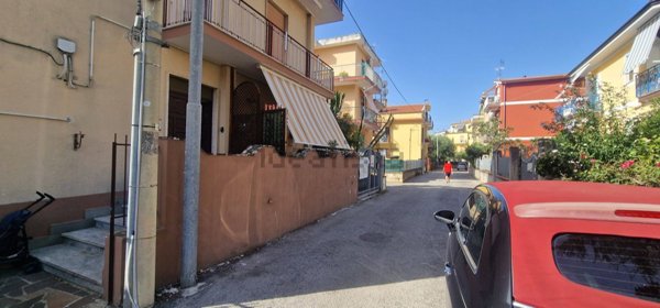 appartamento in vendita ad Ascea in zona Marina di Ascea