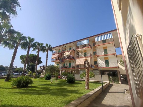 appartamento in vendita ad Ascea in zona Marina di Ascea