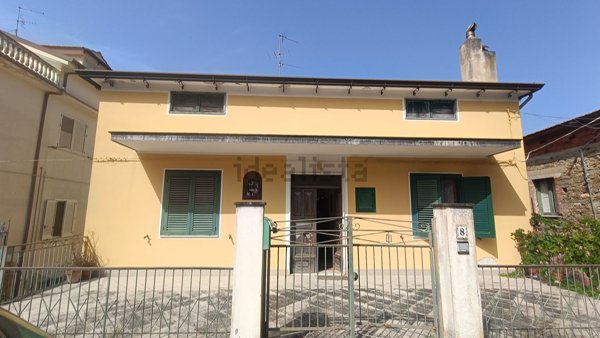 casa indipendente in vendita ad Ascea