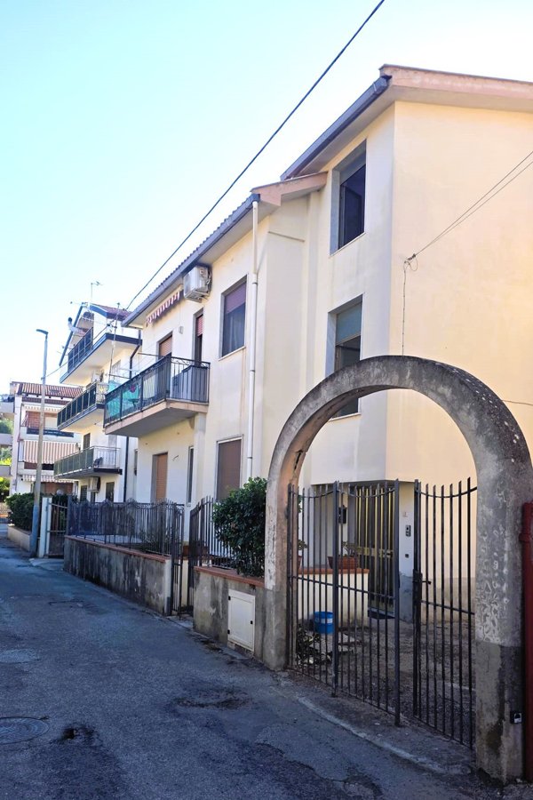 appartamento in vendita ad Ascea in zona Marina di Ascea