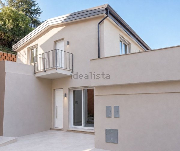 casa indipendente in vendita ad Ascea in zona Marina di Ascea