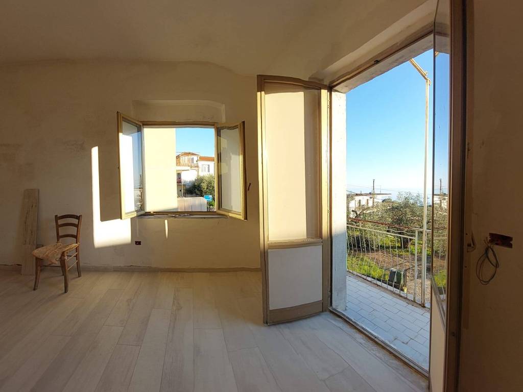 appartamento in vendita ad Ascea in zona Stanpella
