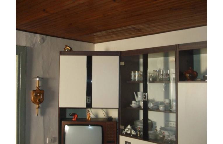 intera palazzina in vendita ad Atena Lucana