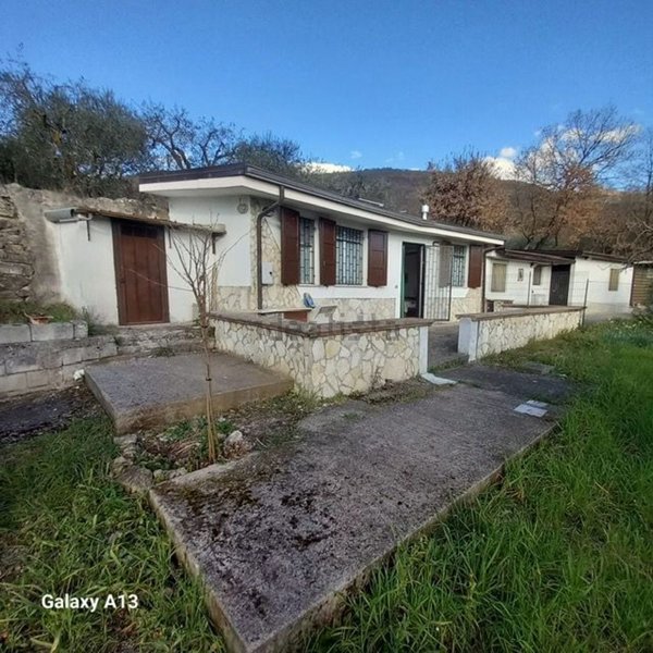 appartamento in vendita ad Atena Lucana