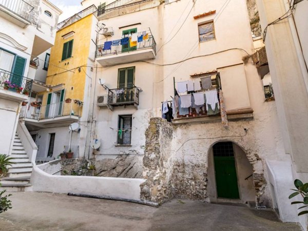 appartamento in vendita ad Atrani