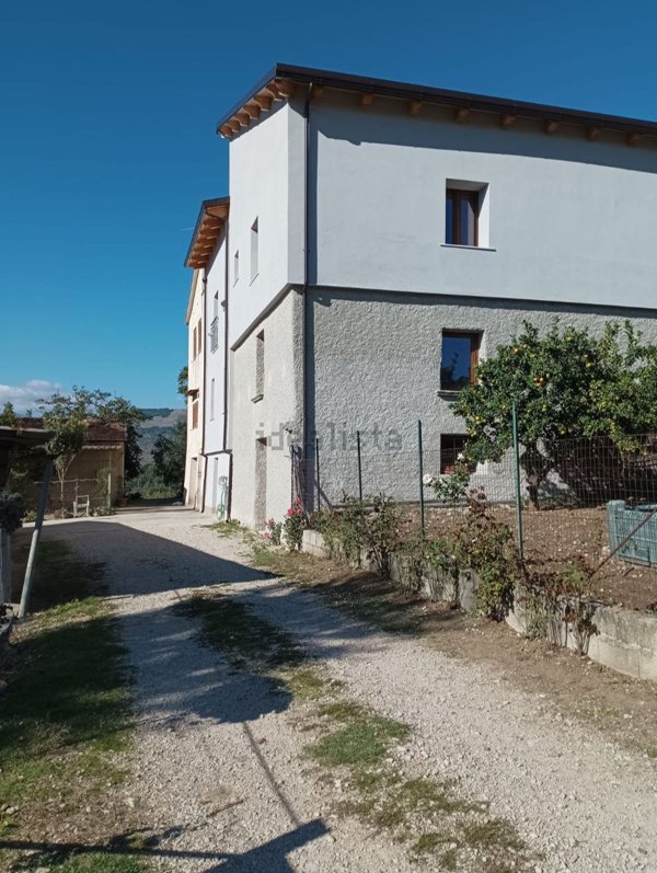 appartamento in vendita ad Auletta
