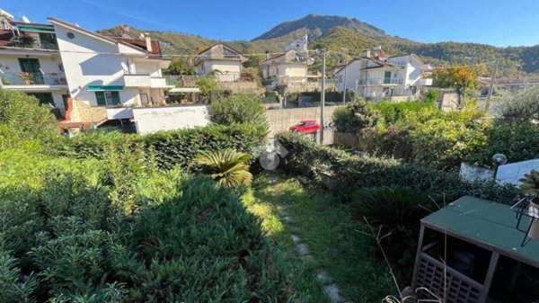 appartamento in vendita a Baronissi in zona Antessano