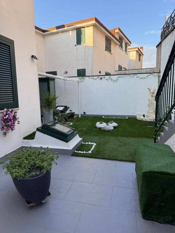 casa indipendente in vendita a Baronissi