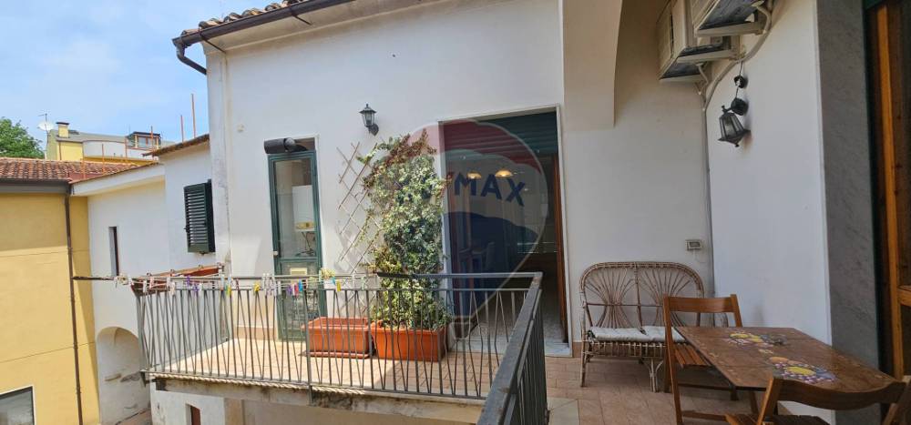 appartamento in vendita a Baronissi in zona Antessano