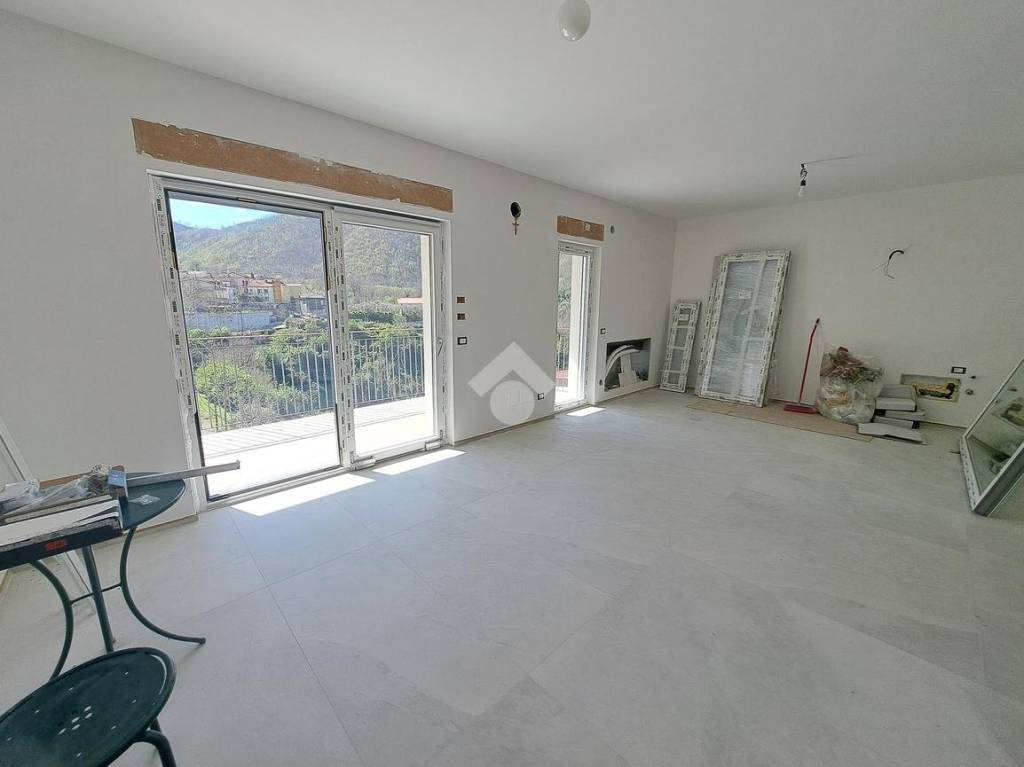 casa indipendente in vendita a Baronissi in zona Caprecano
